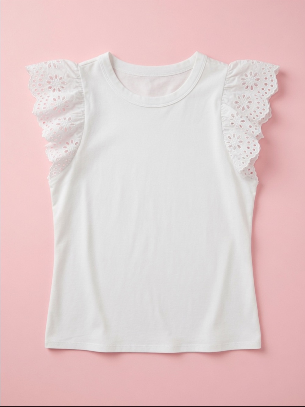NWT Free Assembly White Eyelet Flutter Tank Size M